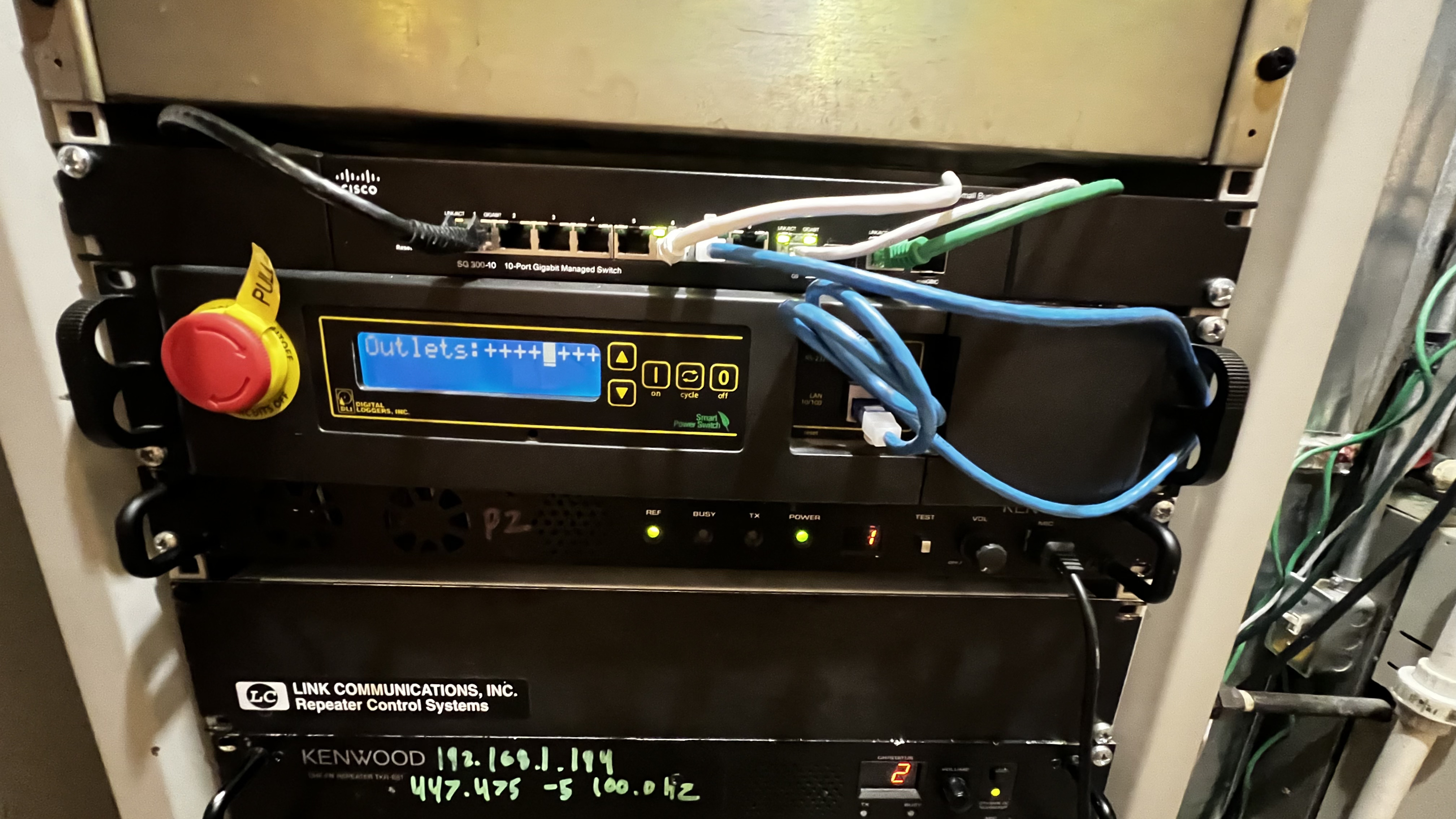 Server Rack with 447.475 Repeater
